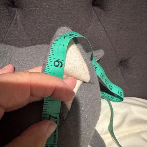 Pillowfort Gray Wolf Head Wall Decor, a plush stuffed animal designed to be moun - Picture 7 of 7